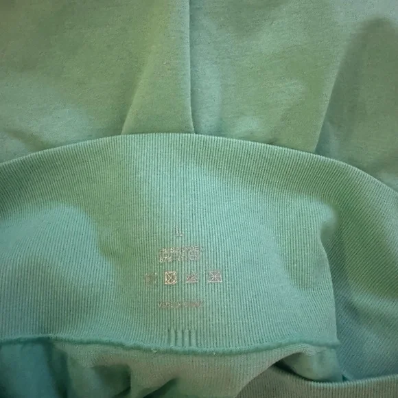 NVGTN Mint Pro Seamless Shorts - Picture 8 of 8